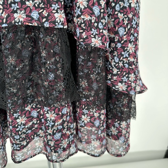 BCBGeneration Floral Sleeveless Tiered Ruffle Lace Inset Dress size 2 - Picture 7 of 13